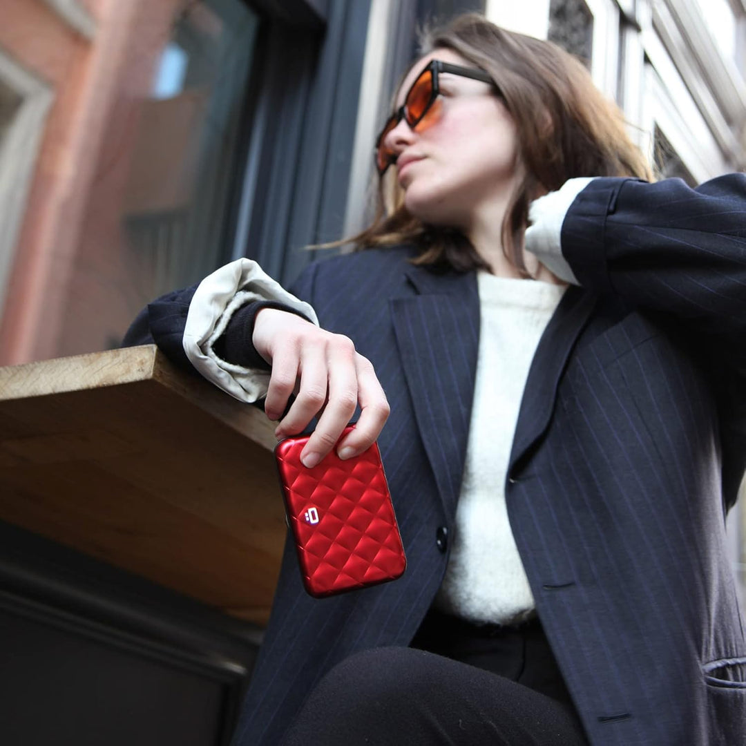 ÖGON Smart Wallets - Aluminium Geldbörse Quilted Button für Damen - RFID-Schutz - Bis zu 10 Karten u