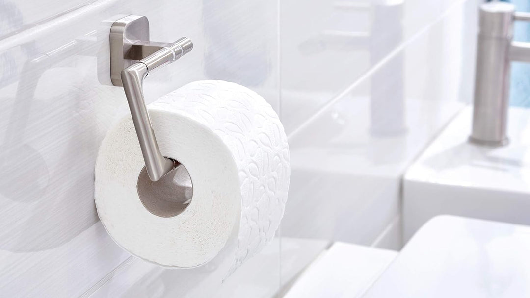 tesa ESTEETIC Toilettenpapierhalter ohne Deckel, verchromt - zur Wandbefestigung ohne Bohren, inkl.
