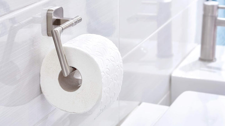 tesa ESTEETIC Toilettenpapierhalter ohne Deckel, verchromt - zur Wandbefestigung ohne Bohren, inkl.