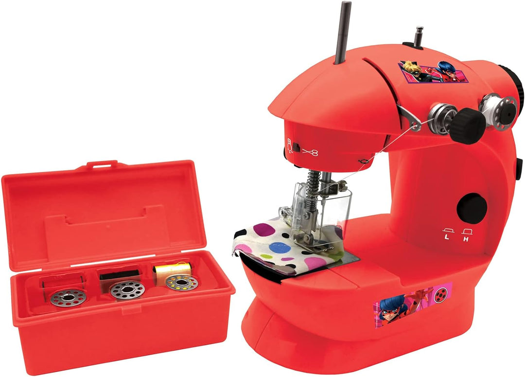 Lexibook, Miraculous Ladybug Cat Noir, Nähmaschine mit Zubehör, Licht und Pedal, Nachahmungsspielzeu