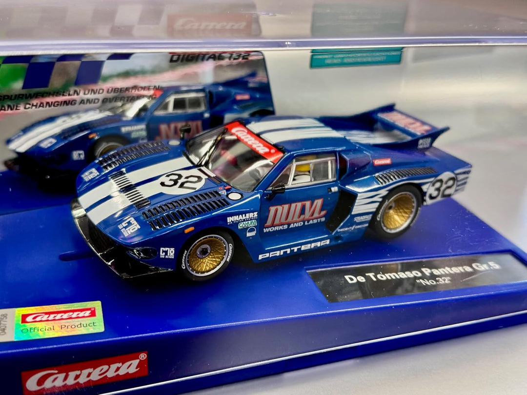 Carrera Digital 132 I De Tomaso Pantera No.32 I Auto für Rennbahn | Rennbahnen und lizensierte Slotc