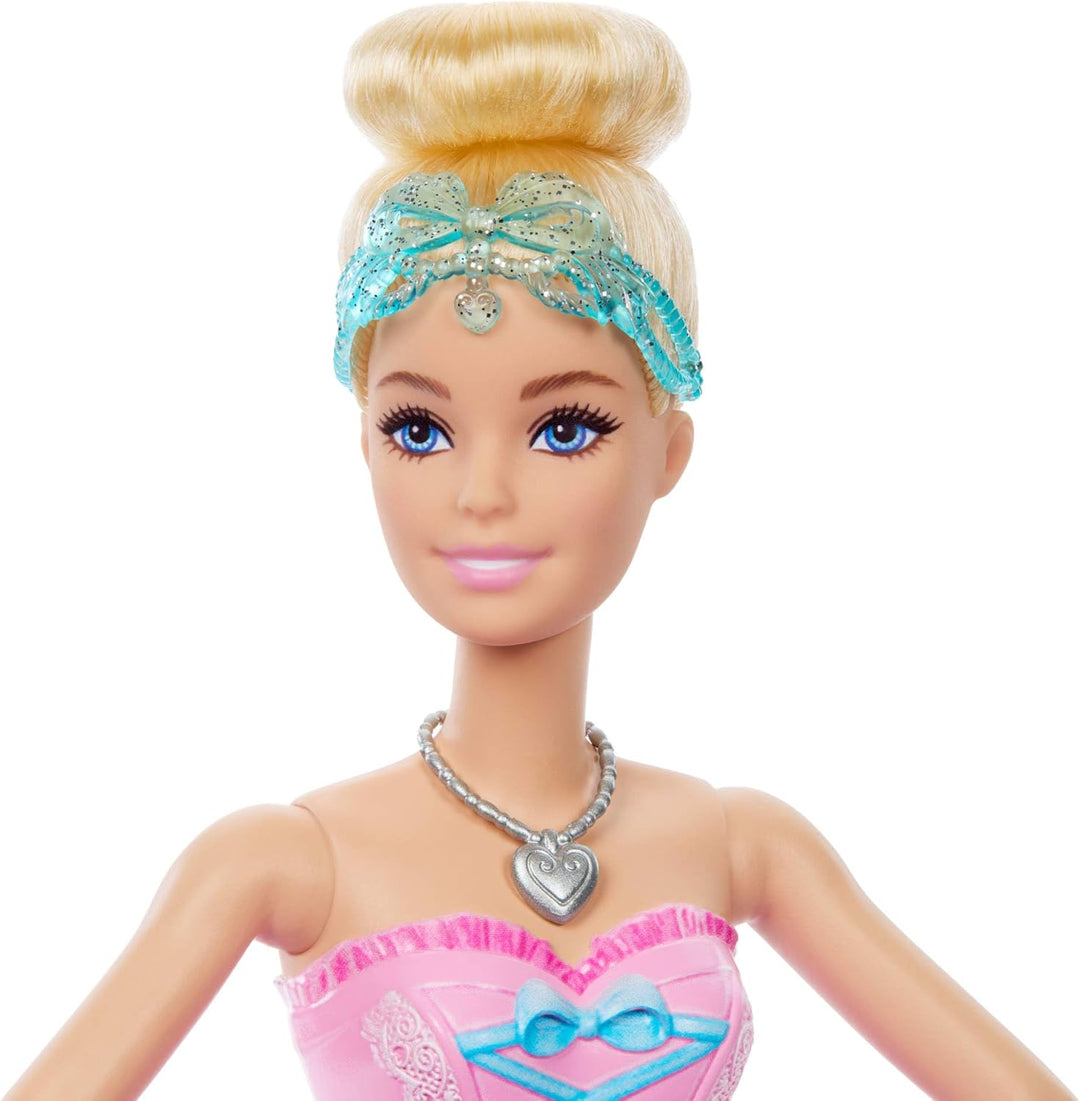 Barbie in: Der Nussknacker-Puppen, mit überraschendem Tutu-Wechsel-Effekt, Ombré-Tutu, Herzmedaillon