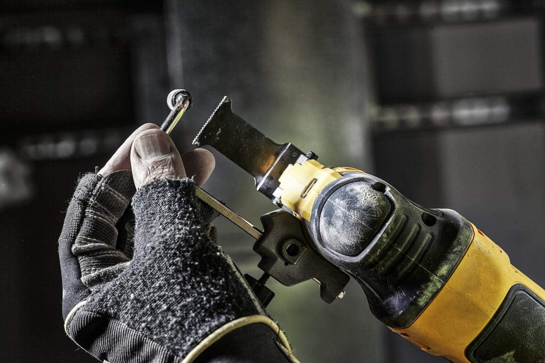 DeWALT oszillierendes Multi-Tool DWE315 mit 30-tlg. Zubehör-Set