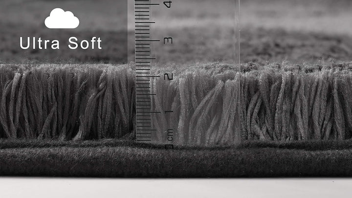 FLUFFY Badteppich für Eckduschen, Hochflor aus Mikrofaser, rutschfeste Unterseite (Rund | Innenmasse