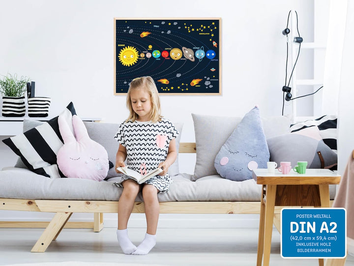 kizibi® Weltraum Kinder Poster mit Rahmen Eiche, Weltall Universum für Mädchen und Jungen im Kinderz