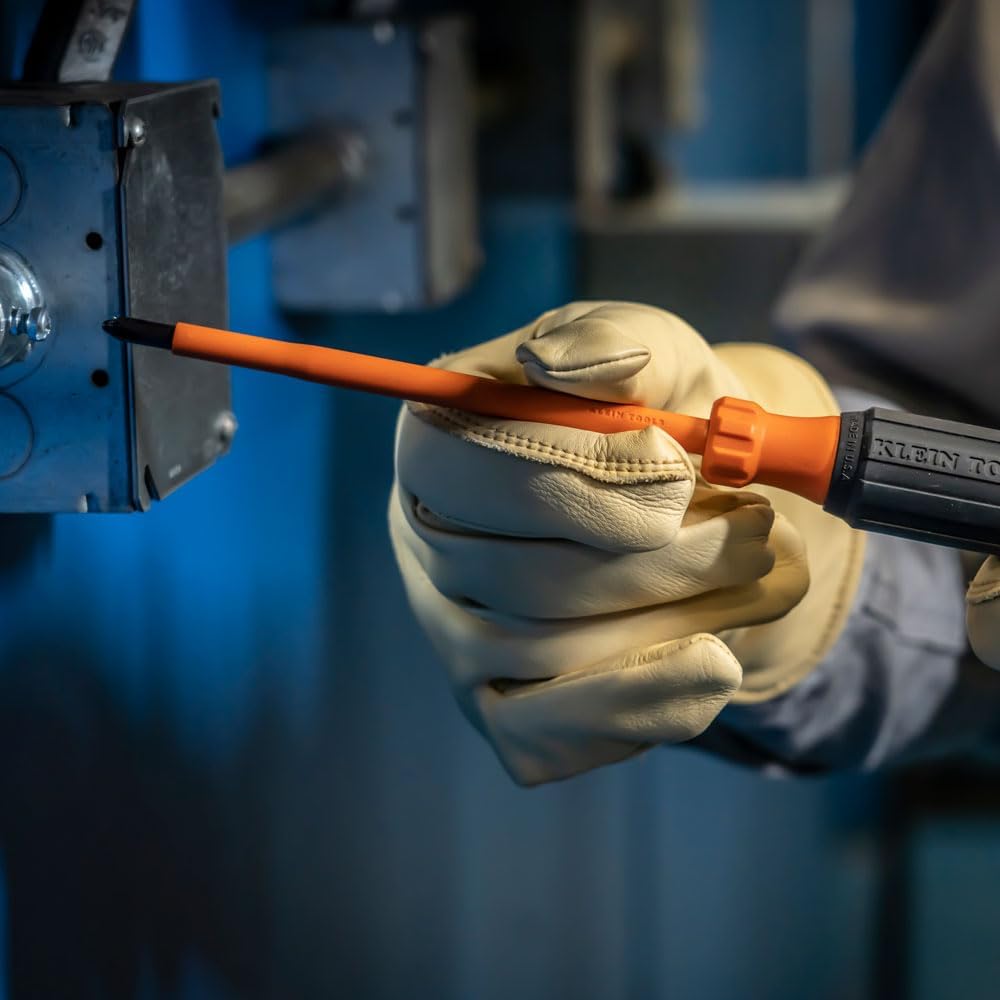 Klein Tools 6876INS Isolierter Schraubendreher, 1000 V #3 Kreuzschlitzschraubendreher mit 15,2 cm Sc