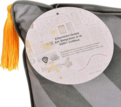 Elbenwald Harry Potter Kissen mit Quasten im Hufflepuff Design mit gesticktem Wappenpatch in den Hau