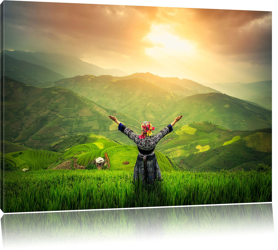 Pixxprint asiatische Berg Farm als Leinwandbild/Grösse: 100x70 cm/Wandbild/Kunstdruck/fertig bespann