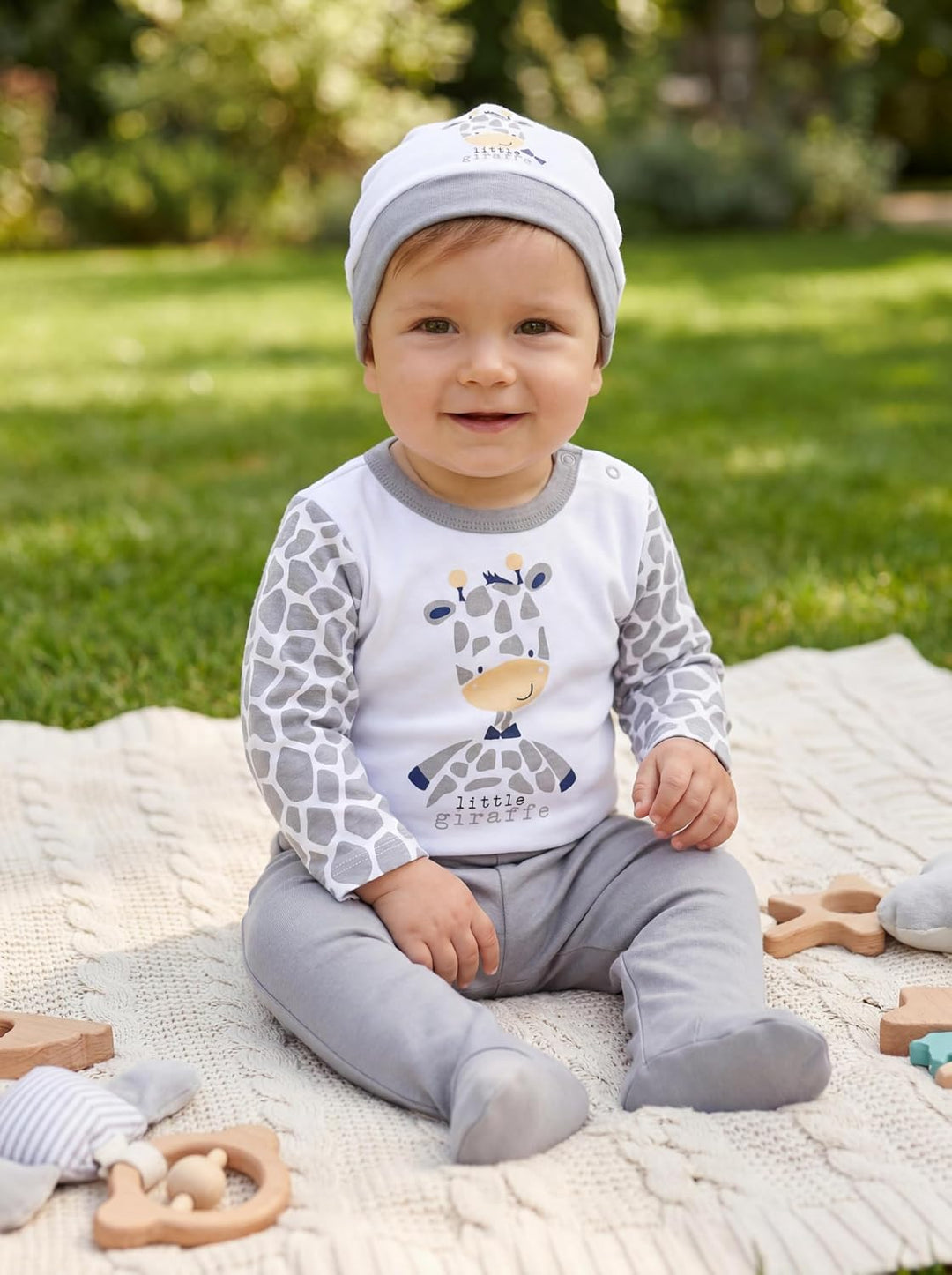 TupTam Baby Mädchen Jungen Bekleidungsset Langarmbody Hose Mütze mit Aufdruck Spruch 3 teilig 74 Gir