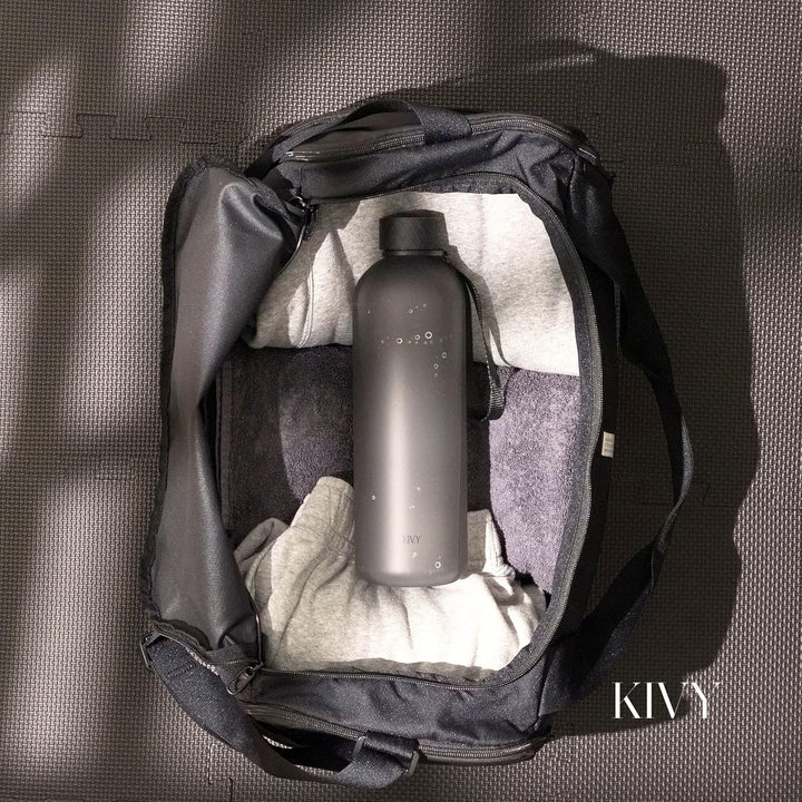 KIVY Tritan-Wasserflasche 1,5 Liter - Kohlensäure geeignet & Auslaufsicher - Für Sport, Schule & Bür