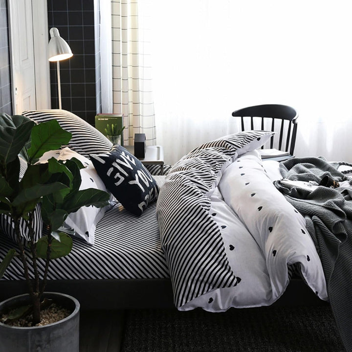 Freyamy Bettwäsche 200x200cm 3teilig Weiss Schwarz Herz Bettwaren-Sets Gebürstet Microfaser Weiche W