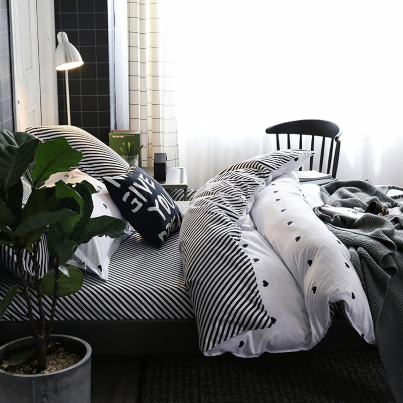 Freyamy Bettwäsche 200x200cm 3teilig Weiss Schwarz Herz Bettwaren-Sets Gebürstet Microfaser Weiche W