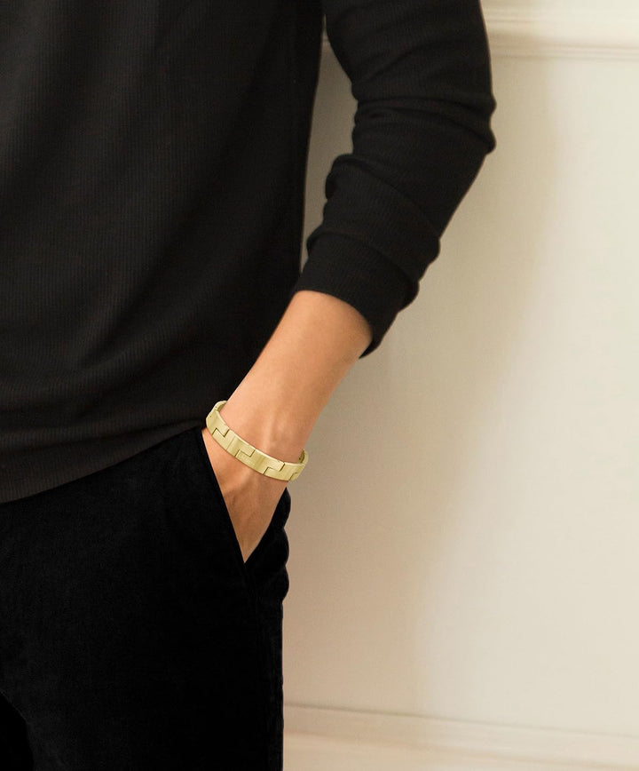 Lacoste Armband mit Knebelverschluss für Herren Kollektion Yellow Gold, Yellow Gold