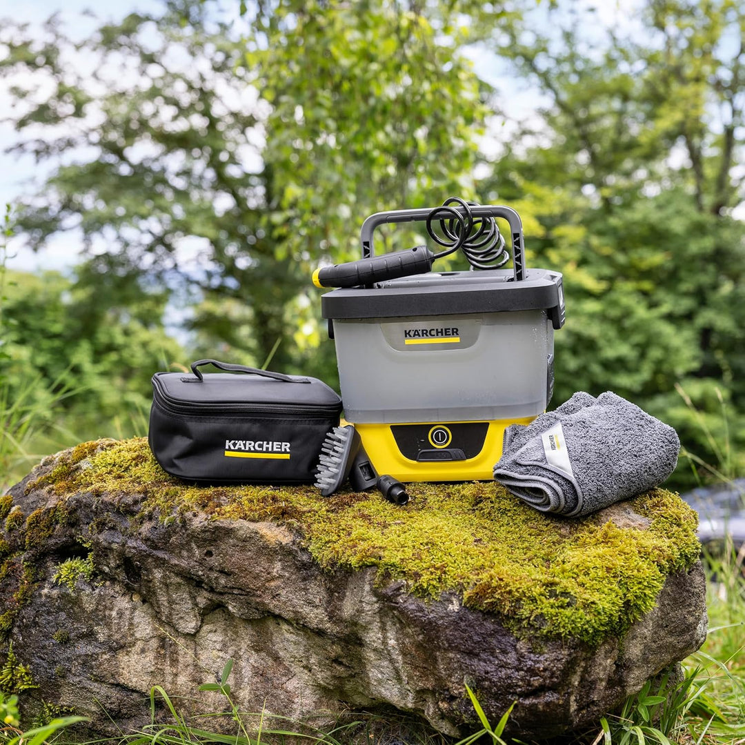 Kärcher Mobile Outdoor Cleaner OC 4 + Pet Kit, Fördermenge: 2 l/min, Gewicht: 3,1 kg, Wassertank: 8