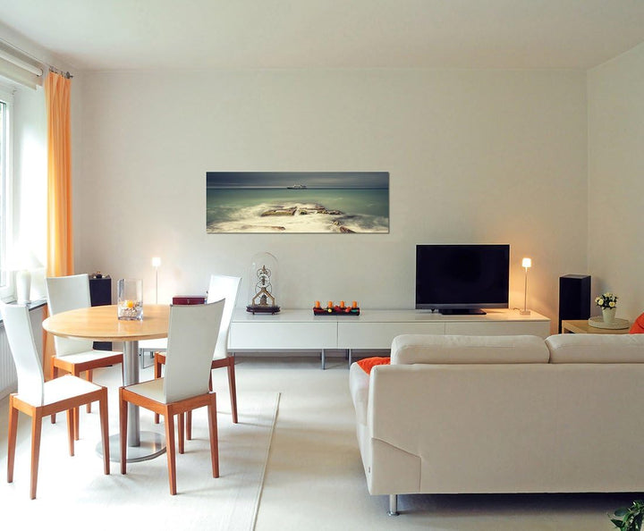 Paul Sinus Art Panoramabild auf Leinwand und Keilrahmen 120x40cm Meer Boot Nebel Steine Gewitterhimm