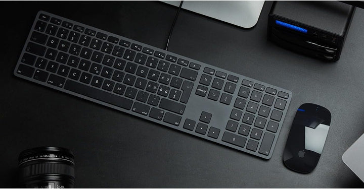 LMP 18244 kabelgebundene USB Tastatur für Mac Space grau (deutsch)