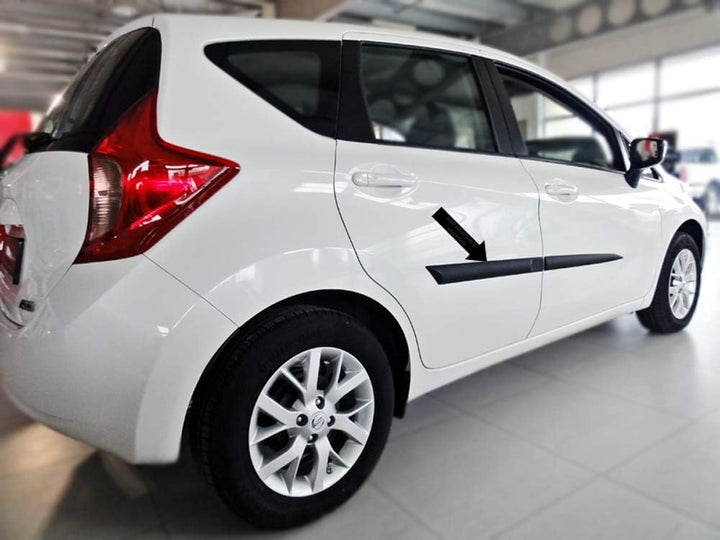 Spangenberg Seitenschutzleisten schwarz passend für Nissan Note II Typ E12 Kombi ab Baujahr 06.2013-