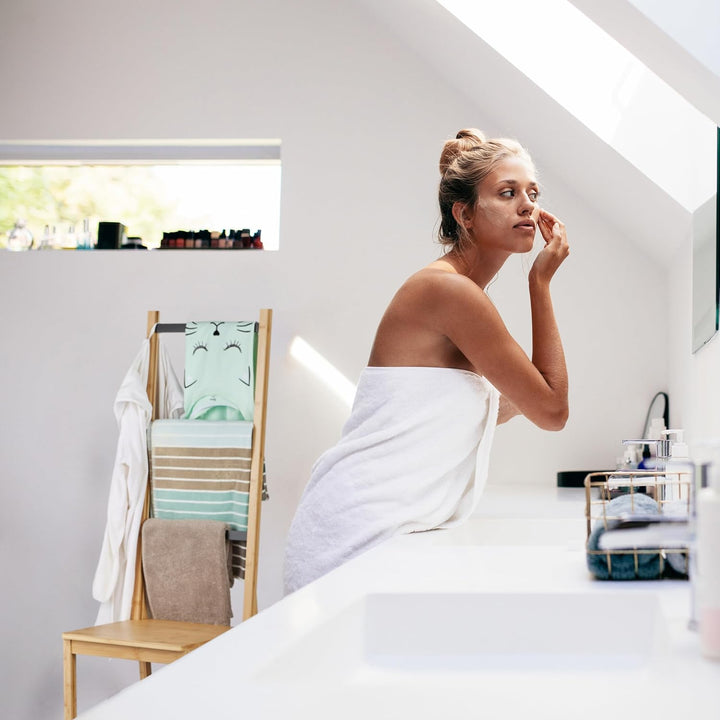 Relaxdays Herrendiener mit Ablage, Bambus, HBT: 133x40x42 cm, Kleiderstuhl Schlafzimmer, Handtuchstä