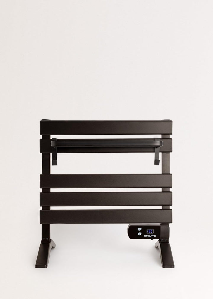 CREATE / WARM Towel Mini 150W / Elektrischer Badheizkörper Schwarz mit Standfüssen und Regal / 52,3x