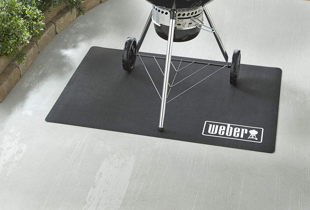 Weber Grillmatte - Klein (120 x 80cm), schützt Terasse / Balkon vor Fettspritzern oder tropfenden Fl