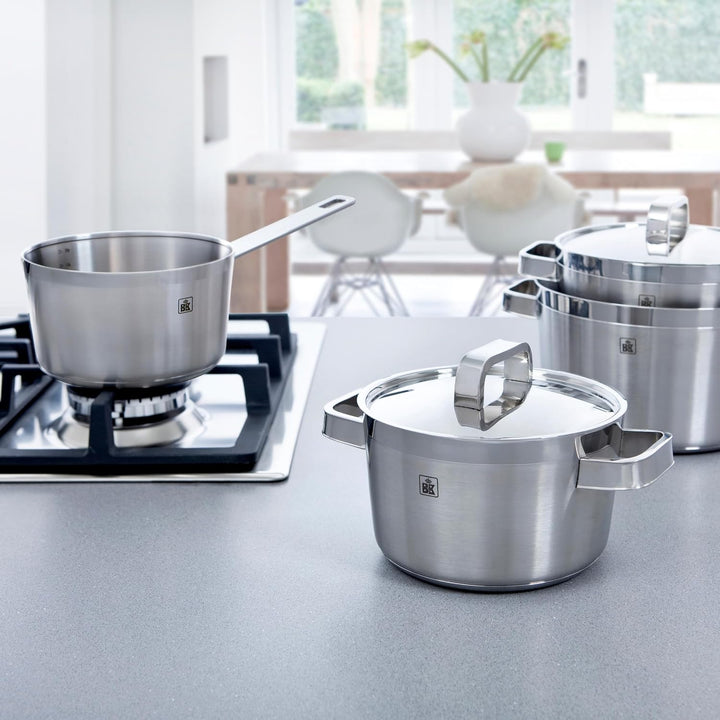 BK Conical Profi 18/10 Edelstahl Ø24 cm Suppentopf, mit Edelstahldeckel, Induktionsgeeignet, Backofe