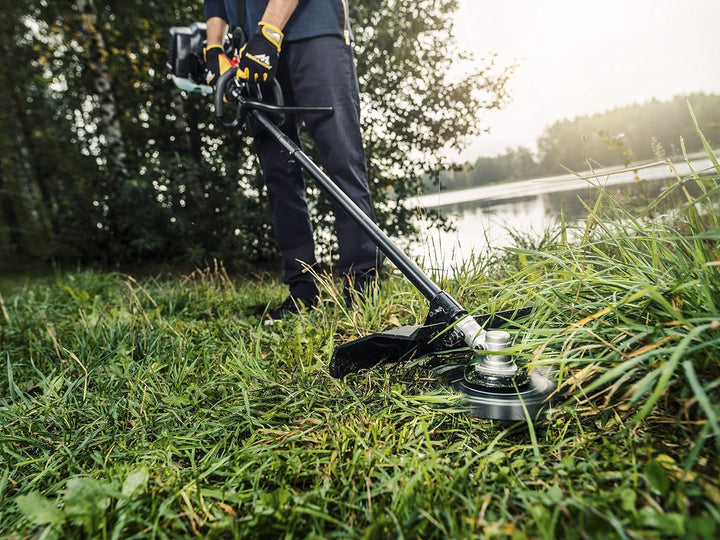 McCulloch Freischneider B33 PS + ( 4-in-1): Gartenpflege-Set mit 25,5 cm Arbeitsbreite, geteiltes Fü