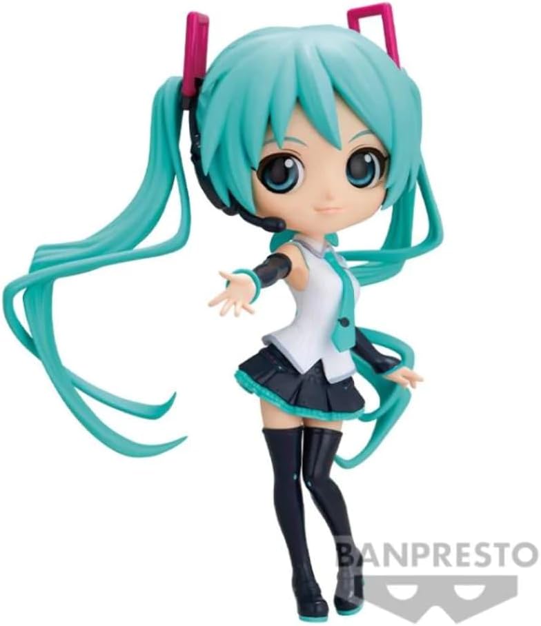 BANPRESTO BP18911 Figur Q Posket Hatsune Miku V4X Style (Grün.A) 14 cm, Mehrfarbig