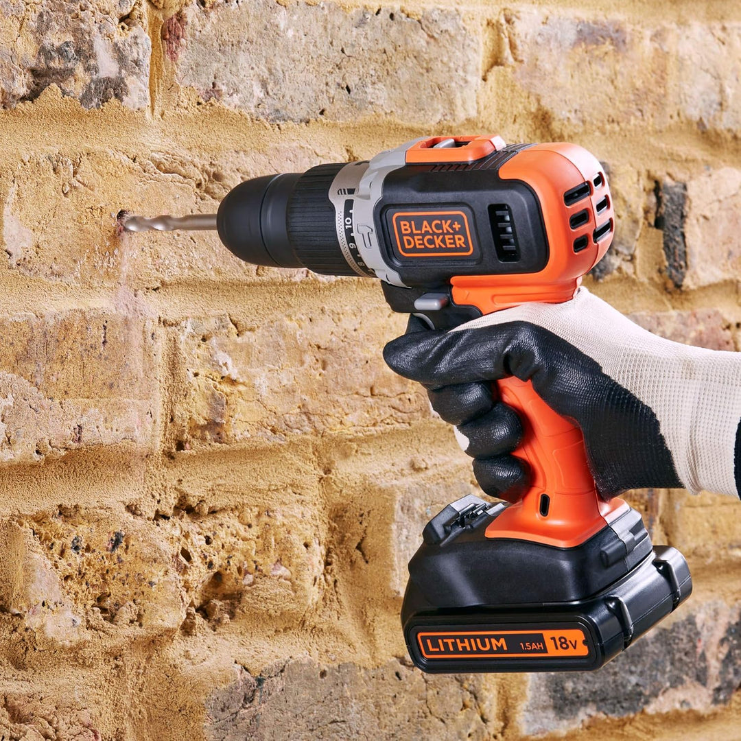 BLACK+DECKER Bohrhammer BCD003C2K-QW 18V 21.000 ipm mit 2 Lithium-Batterien 1,3Ah und Koffer