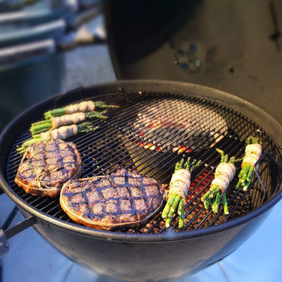 Onlyfire Edelstahl BBQ Smokereinsatz Kohlekorb mit Wasserbehälter Holzkohle Brikett Box für Kugelgri