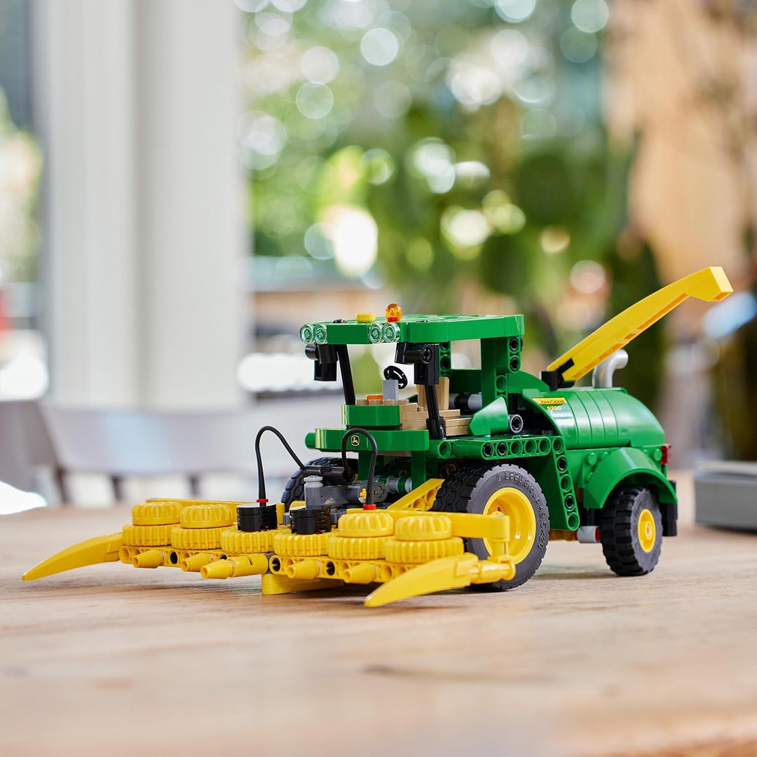 LEGO Technic John Deere 9700 Forage Harvester, Traktor-Spielzeug für Kinder, Bauernhof-Set, Fahrzeug