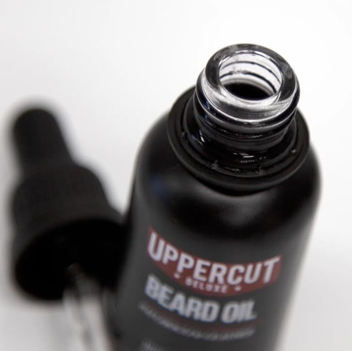 Uppercut Deluxe Beard Oil for Men, Pflegendes Bartöl mit Leichtem Halt für Herren, Macht den Bart We