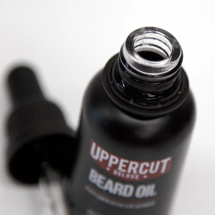 Uppercut Deluxe Beard Oil for Men, Pflegendes Bartöl mit Leichtem Halt für Herren, Macht den Bart We