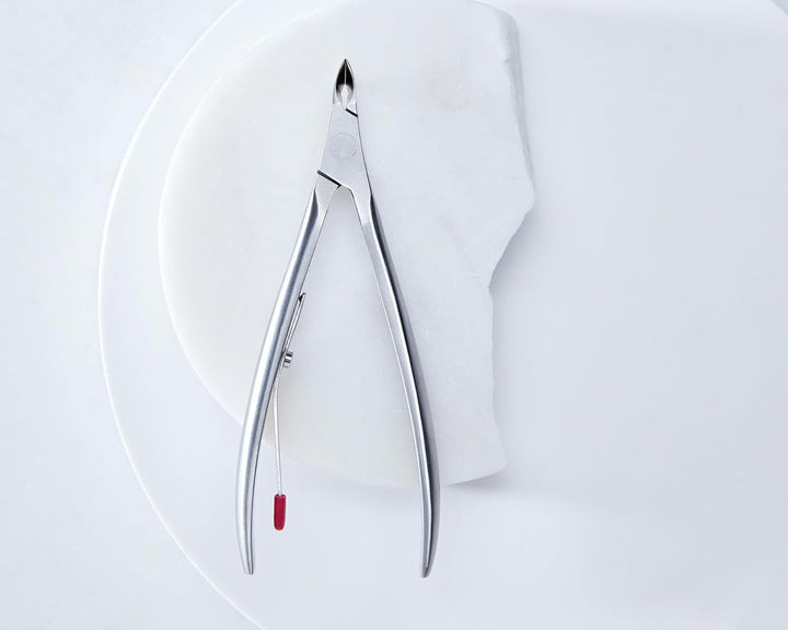 ZWILLING TWINOX Nagelhautzange für Präzisen Schnitt, Langlebiger Edelstahl Nagelhautknipser, Mattier