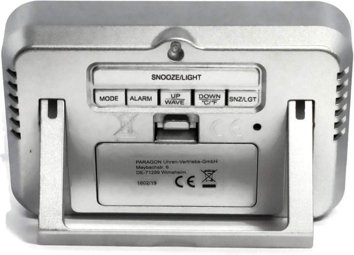 Atlanta Funkwecker Digital LCD Anzeige Alarm Snooze Licht Datum Temperatur - 1802/19 Silber