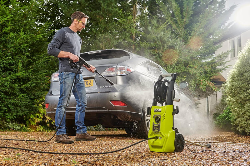 RYOBI RY110PWA-P Hochdruckreiniger - 130 bar 1800 W + 1 Mehrflächenbürste, 1 rotierende Bürste, 2 La
