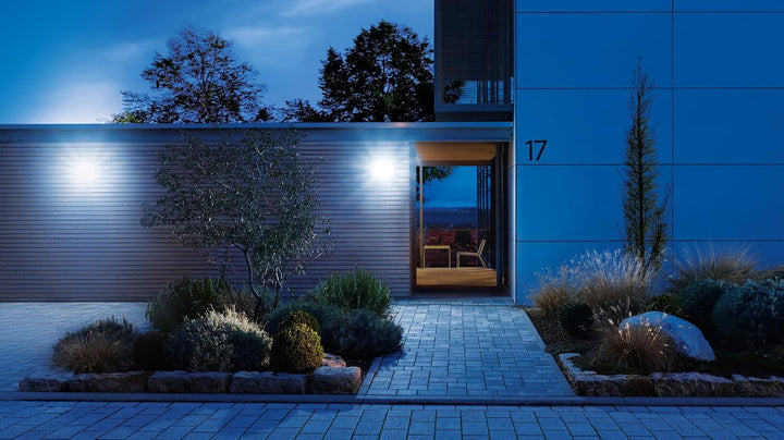 Steinel LED-Strahler XLED Home 2 S Schwarz, Flutlicht, voll schwenkbar, 13,7 W, 180° Mit Bewegungsme