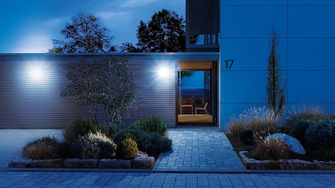 Steinel LED-Strahler XLED Home 2 S Schwarz, Flutlicht, voll schwenkbar, 13,7 W, 180° Mit Bewegungsme