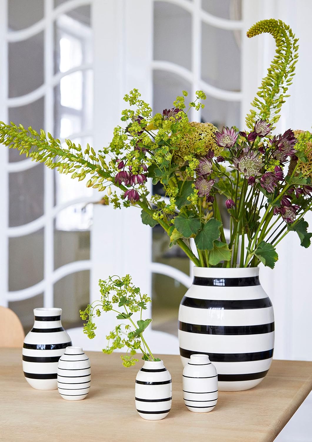 Kähler Vase H31 cm Omaggio Originaldesign mit handgemalte Streifen, Weiss Perlmutt H31 cm, Perlmutt