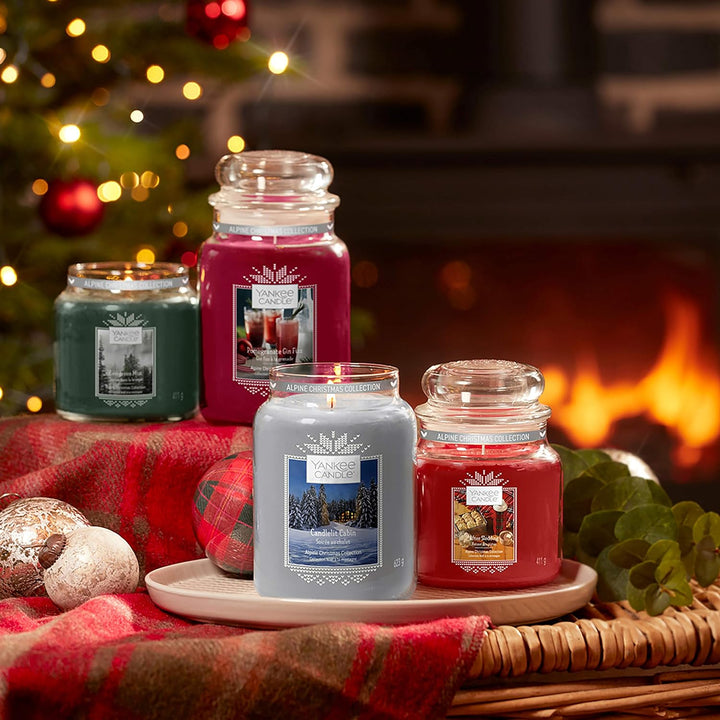 Yankee Candle Duftkerze im Glas (Grosse Kerze im Glas), Candlelit Cabin, Alpine Christmas Collection