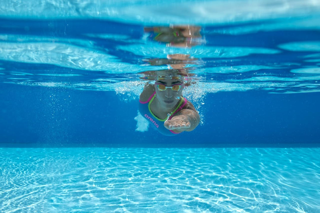 ARENA Unisex Cobra Ultra Swipe Schwimmbrillen (1er Pack) Einheitsgrösse CLEAR-SHARK-GREY, Einheitsgr