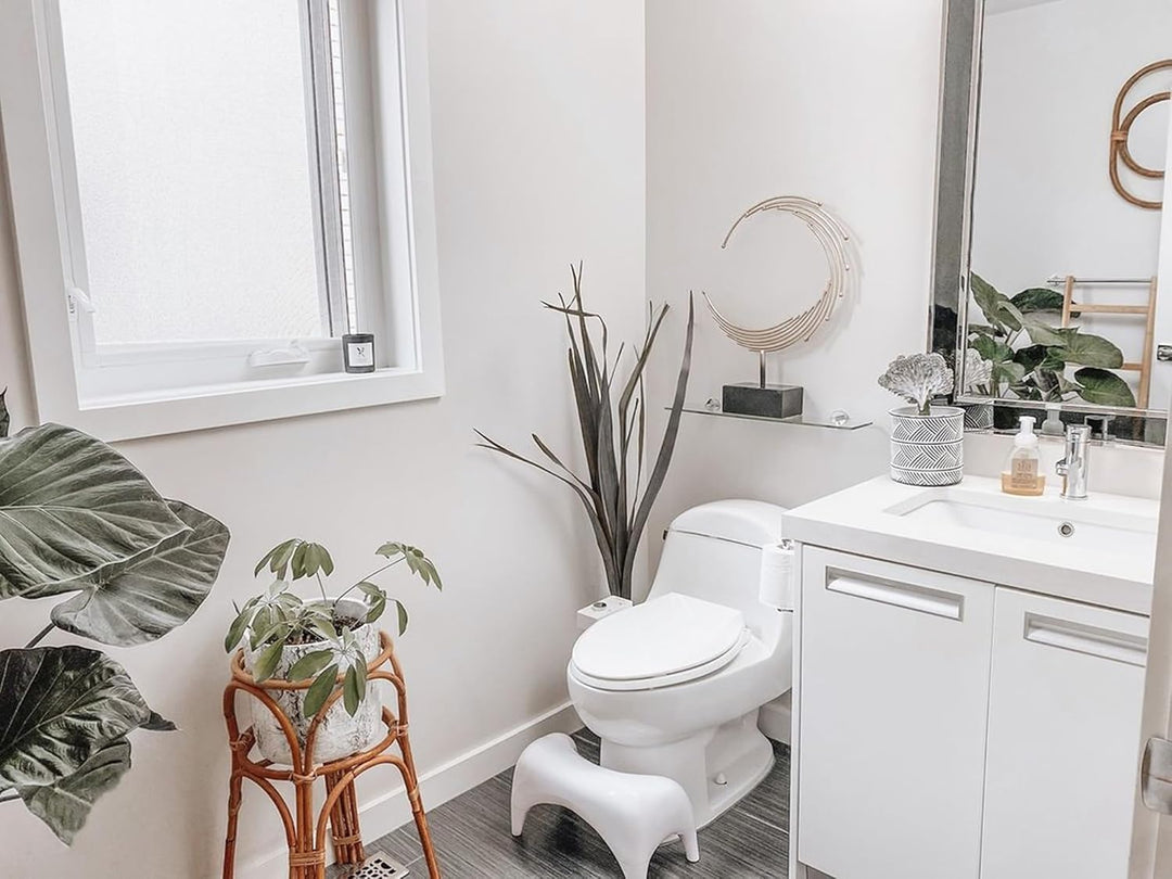 TUSHY Ottomane: Hockender Toilettenhocker, Kniebeugenposition hilft, die Darmgesundheit zu verbesser