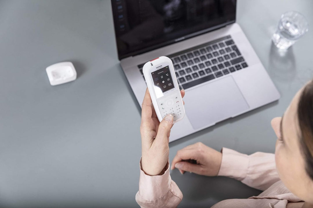 Snom M90 IP Office DECT Robustes und antibakterielles Mobilteil EU / USA, VoIP, SIP, Bluetooth, IP65