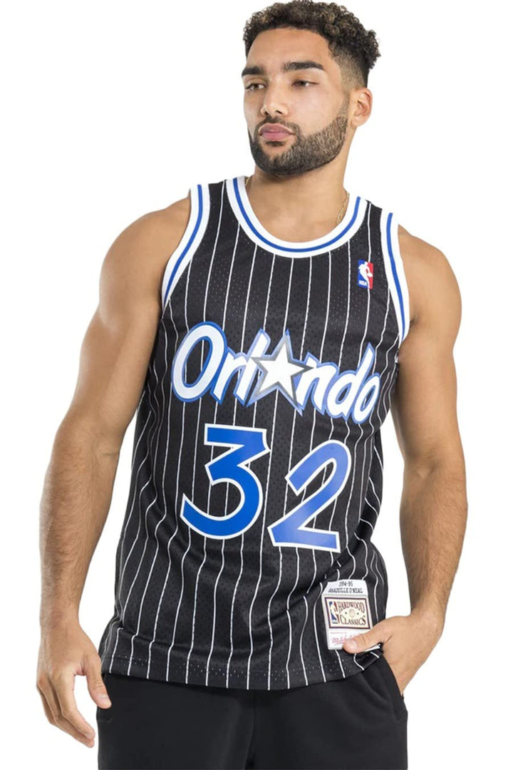 NBA Herren Swingman Jersey von Mitchell & Ness – Authentische Basketball Trikots im Retro Look – Vie