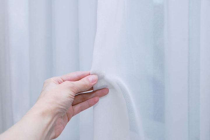 GARDINESTAN JUNG CFO GmbH Gardinen Vorhang Voile weiss halbtransparent mit Kräuselband Bleiband Fens