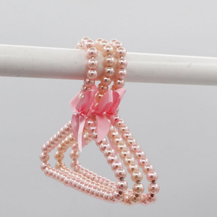 4 Stück Mini Kleiderbügel Perlen Kinderkleiderbügel mit Schleifeband Plastik Pearl Babykleiderbügel