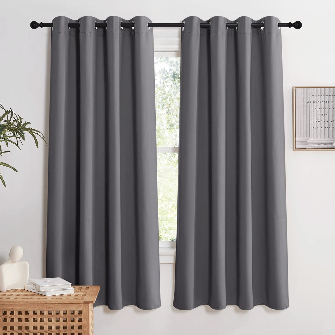 KGORGE Kurze Blickdichte Vorhänge Schlafzimmer Thermovorhang Kälteschutz Ösenschal 2er Set 175 x 140