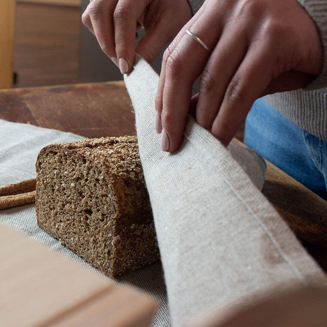 4betterdays.com NATURlich leben! Hochwertige Brotdose aus massivem Zirbenholz 35x25x15,8 cm | mit ab