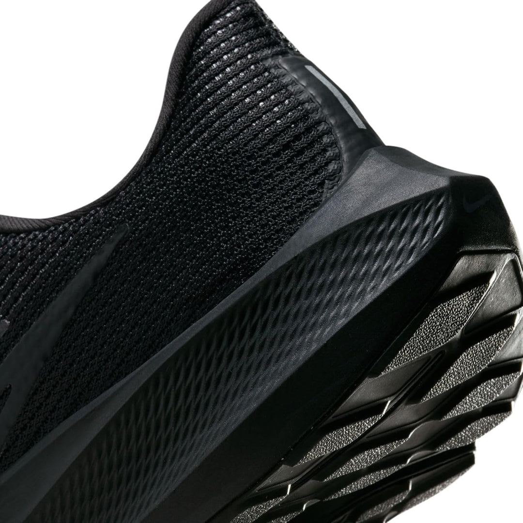Nike Herren Air Zoom Pegasus 40 Sneaker 44 EU Black Black Anthracite, 44 EU Black Black Anthracite