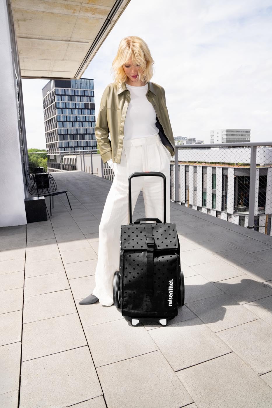 reisenthel Citycruiser glossy dots black – Praktische Einkaufstrolley mit mehreren grossen Fächern (