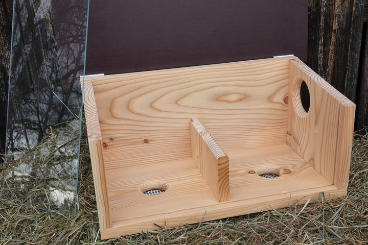 XXXL Eichhörnchen Futterhaus aus hochwertigem Lärchenholz, deutsches Qualitätsprodukt, von Hand gefe